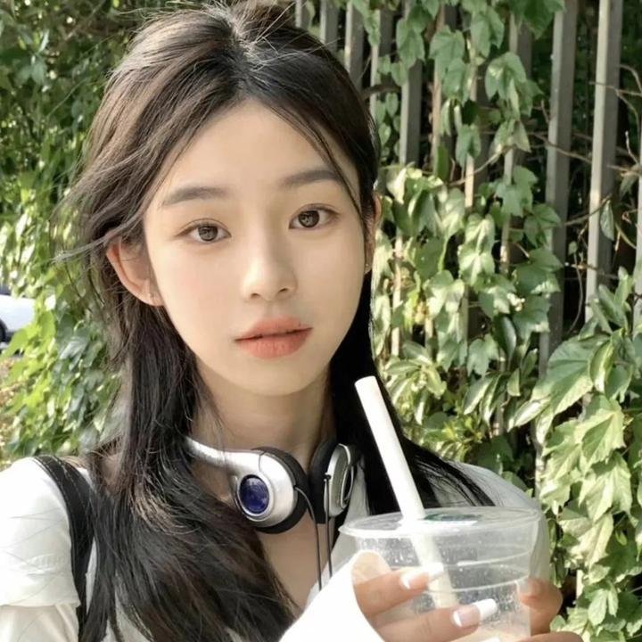 射向矮子的小球