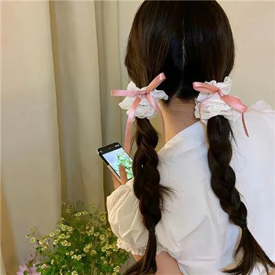 水畔